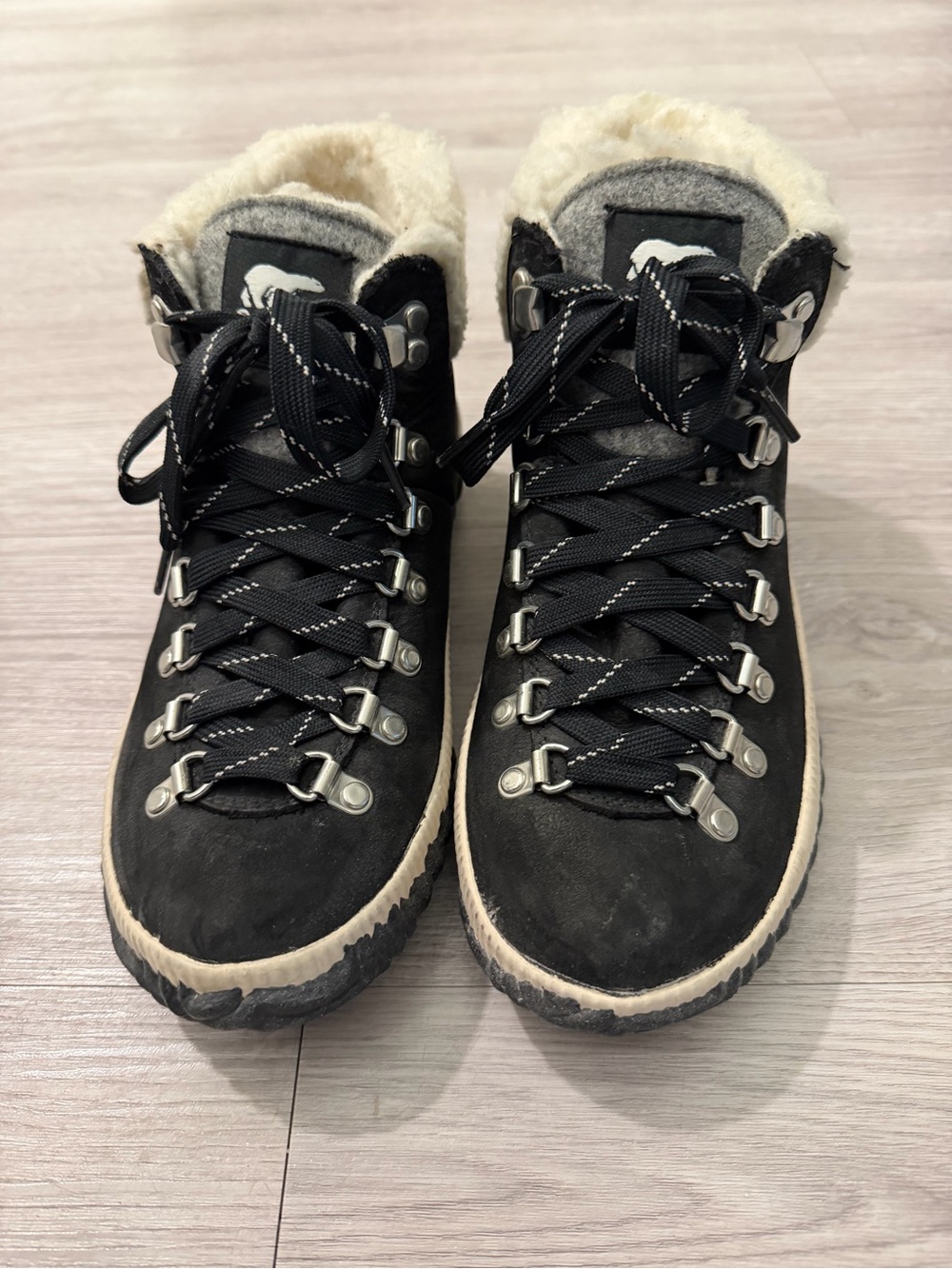 Women’s Black Sorel Shearling-Lined Hiking Boots